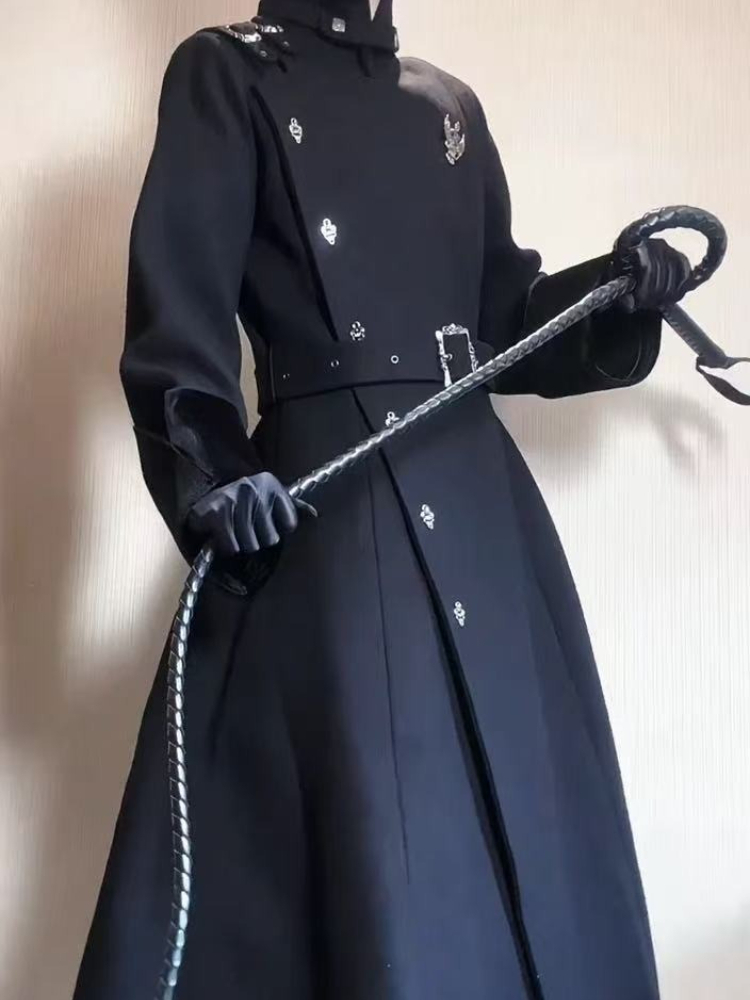 Wool Coat Peacoat - เสื้อโค้ทขนสัตว์ทรงเข้ารูปยาวปานกลาง สไตล์โกธิค ประดับเข็มขัด สีดำ ดีไซน์หรูหรา ตัดต่อผ้าแบบแพทช์เวิร์ค
