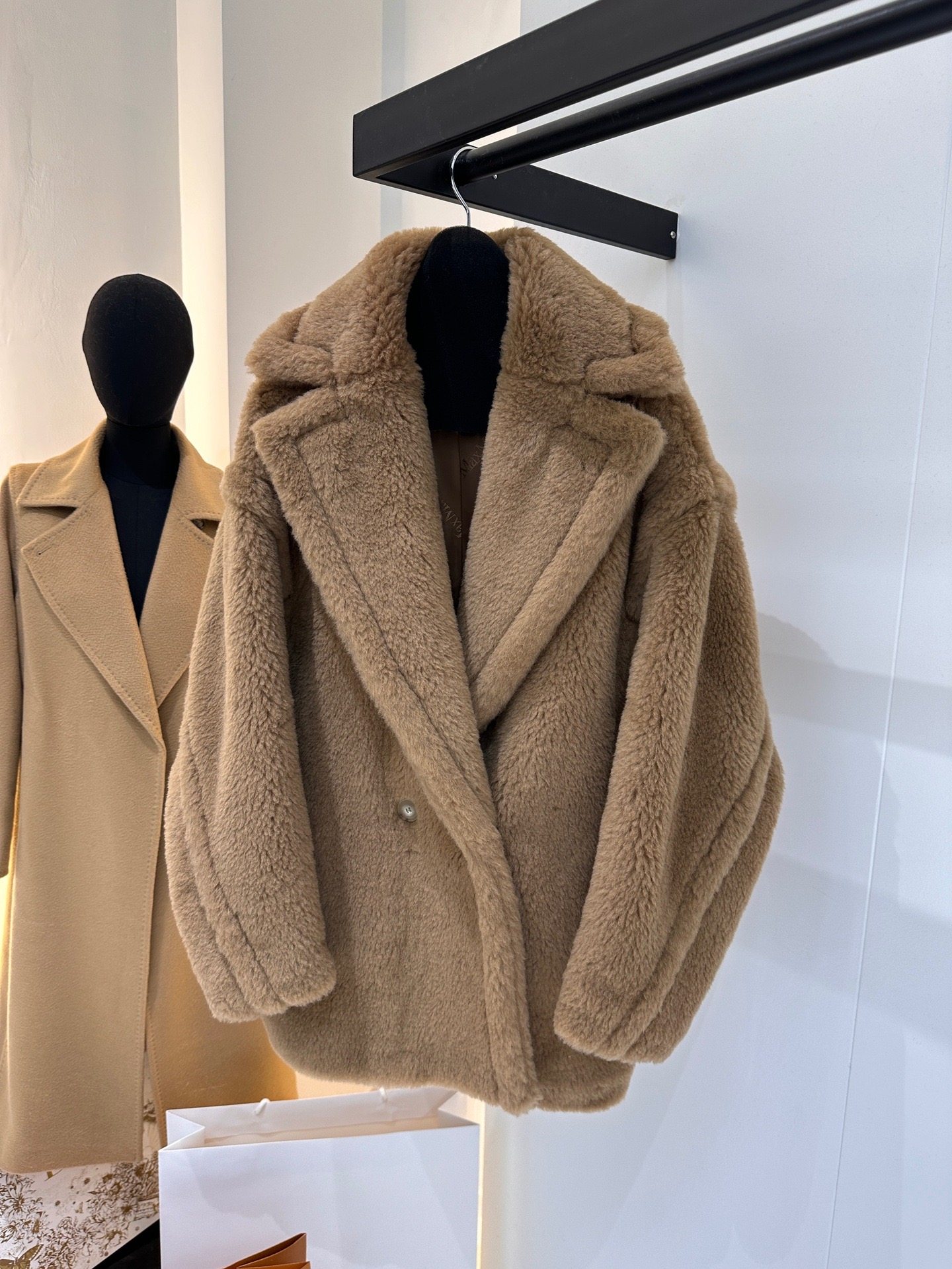 เสื้อโค้ทแม็กซ์ ชอร์ต เท็ดดี้แ - Wool Coat Peacoat บทวิจารณ์และราคา